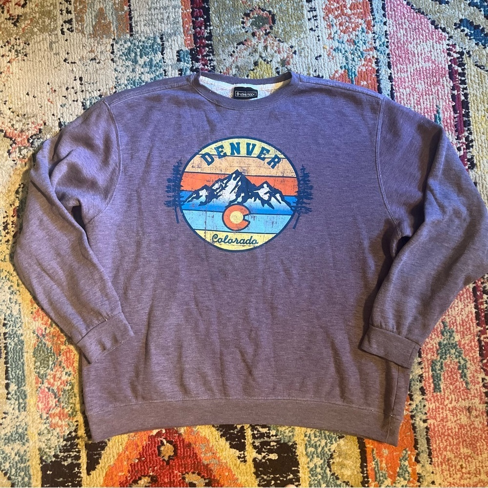 Denver Colorado sweatshirt women’s size XL